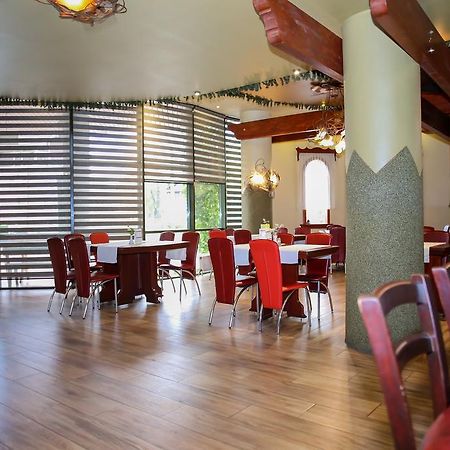 Hotel Silva Ватра Дорней Екстериор снимка