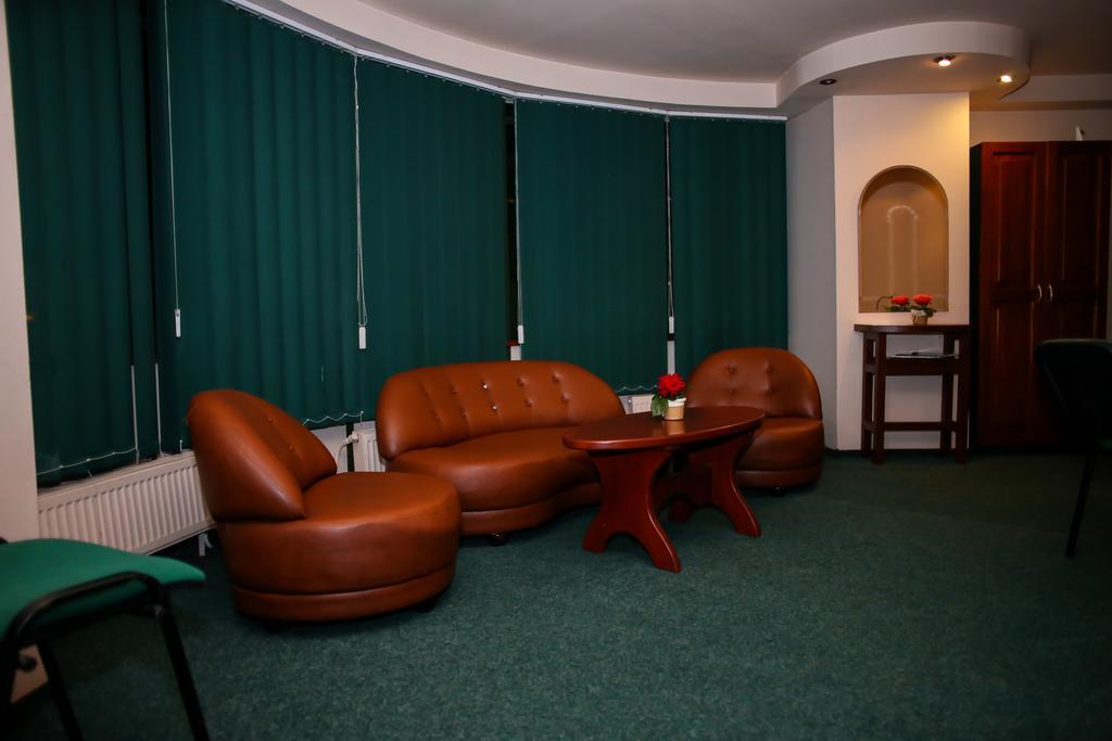 Hotel Silva Ватра Дорней Екстериор снимка