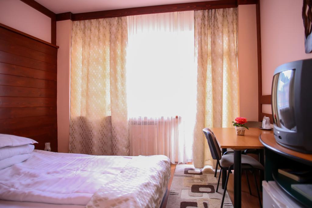 Hotel Silva Ватра Дорней Екстериор снимка
